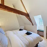 Villa Vill'anglaise - Spacious For 14