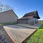 Villa Vill'anglaise - Spacious For 14