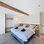 Vill'anglaise - Spacious For 14 Hondschoote