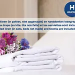 Villa Vill'anglaise - Spacious For 14 Hondschoote
