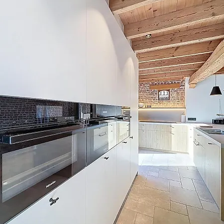Villa Vill'anglaise - Spacious For 14 *