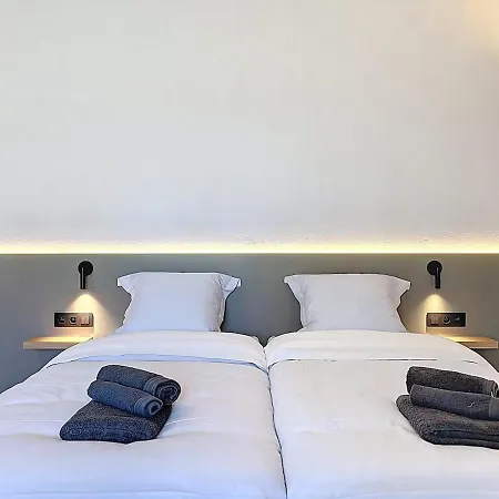 Vill'anglaise - Spacious For 14 * Hondschoote