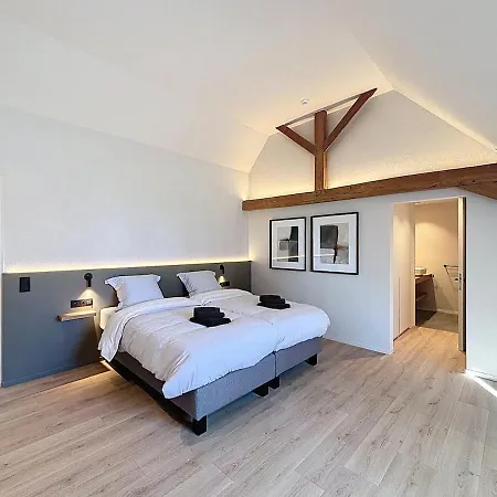 Vill'anglaise - Spacious For 14 Villa *