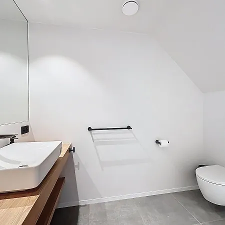 Vill'anglaise - Spacious For 14