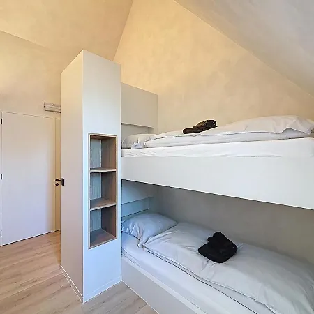 Vill'anglaise - Spacious For 14 Villa Hondschoote