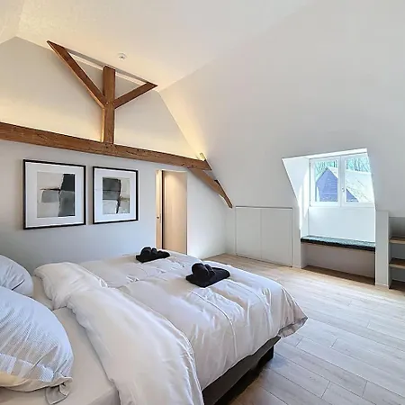 Villa Vill'anglaise - Spacious For 14 *