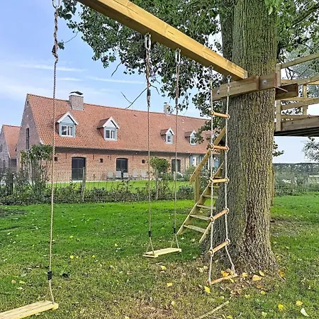 Villa Vill'anglaise - Spacious For 14 Hondschoote