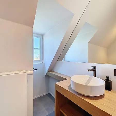 Vill'anglaise - Spacious For 14 Hondschoote