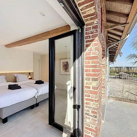 Vill'anglaise - Spacious For 14 Villa Hondschoote