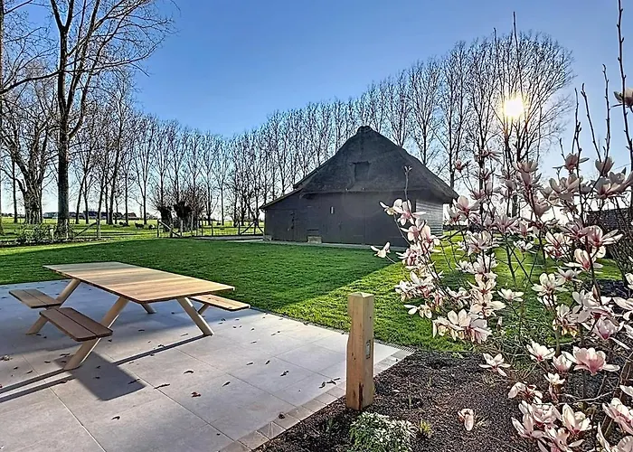 Villa Vill'anglaise - Spacious For 14 *