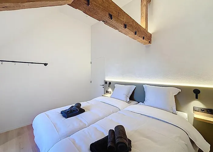 Vill'anglaise - Spacious For 14
