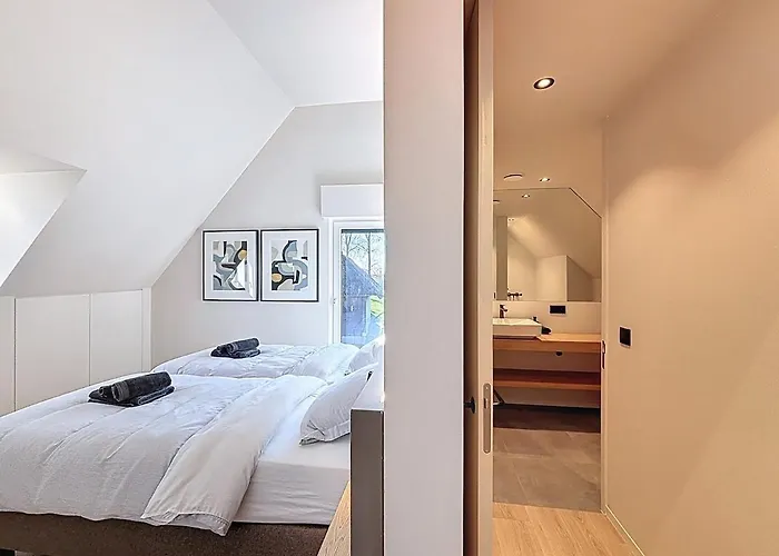 Vill'anglaise - Spacious For 14 Villa