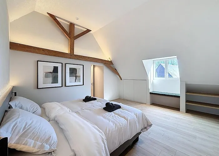 Villa Vill'anglaise - Spacious For 14 *